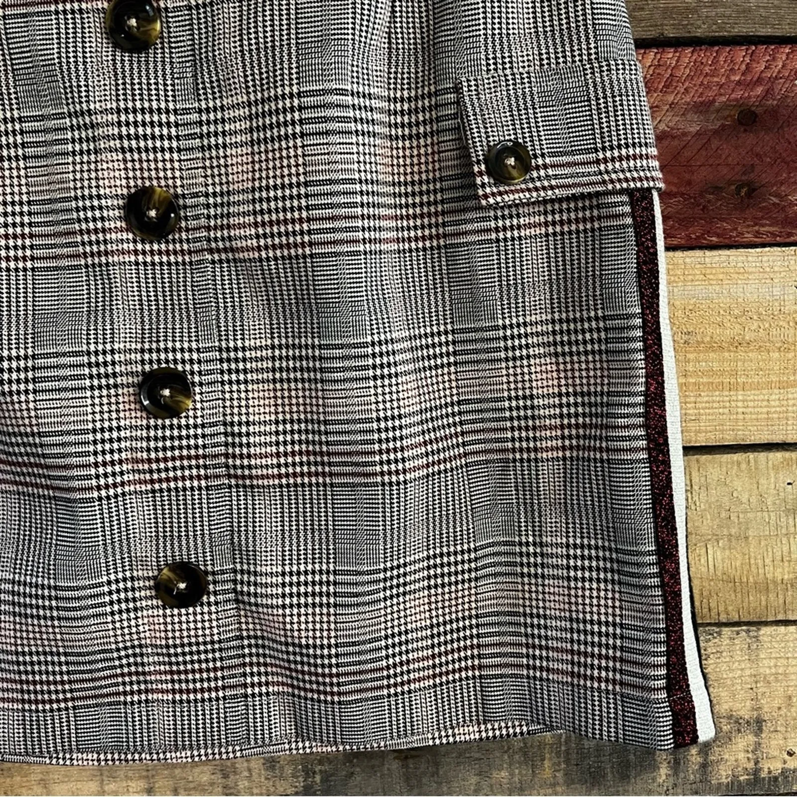 Le Lis Plaid‎ Skirt Size Medium - Image 4