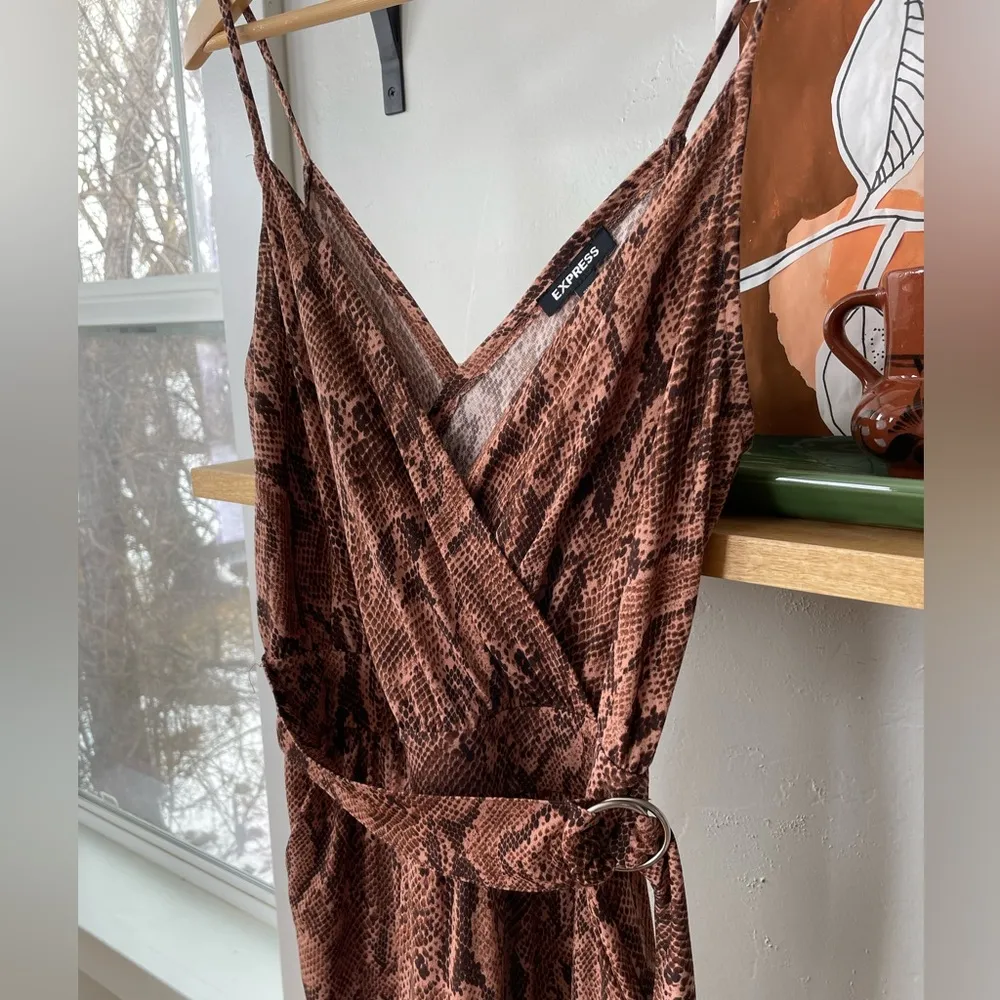 Express Brown Black Snakeskin Print Wrap Front Belted Jumpsuit Romper Size XS - Image 10