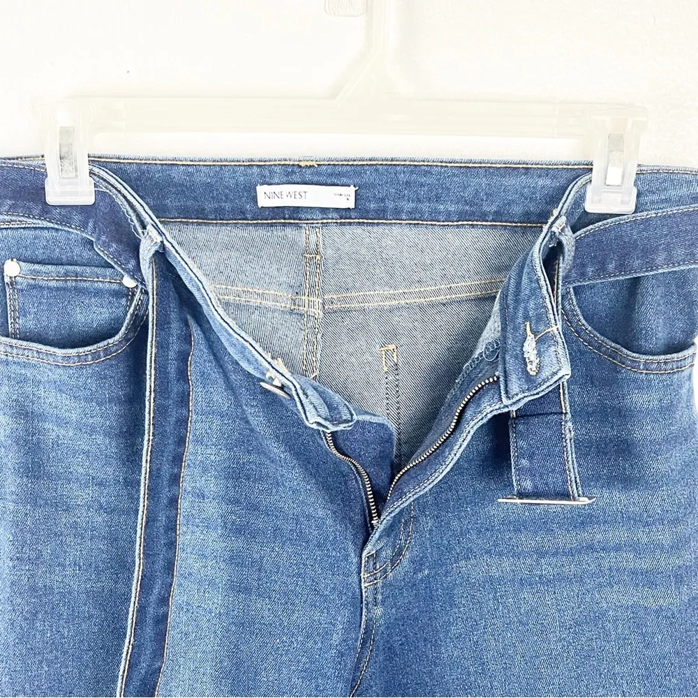 Nine West  High Rise Belted Waist Wide Leg Cropped Jeans, Size 16 - Image 10