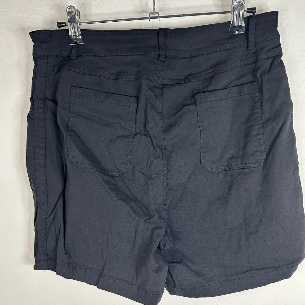 Womens large Black Stretch Waist HighRise Shorts Pockets Comfy Everyday MustHave - Image 6