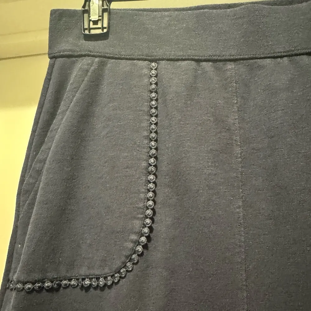 T by Talbots Navy Blue Mini Skirt Size M | Casual Knit Pocket Skirt - Image 4