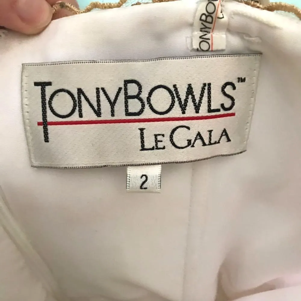 ‼️Gorgeous Gold Prom Dress‼️ - Image 6