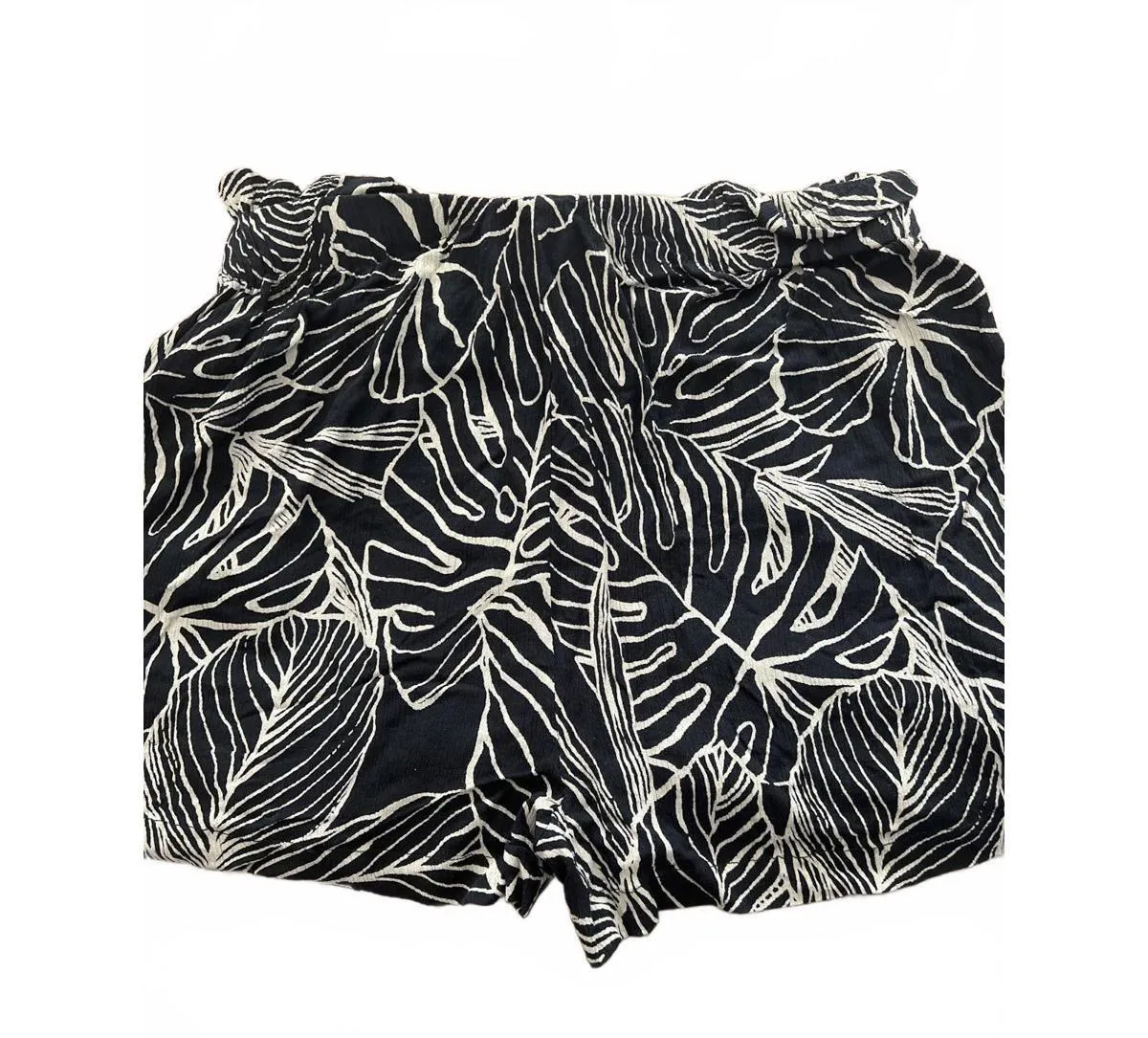 Elan Black Leaf Print Shorts - Size S - Image 3