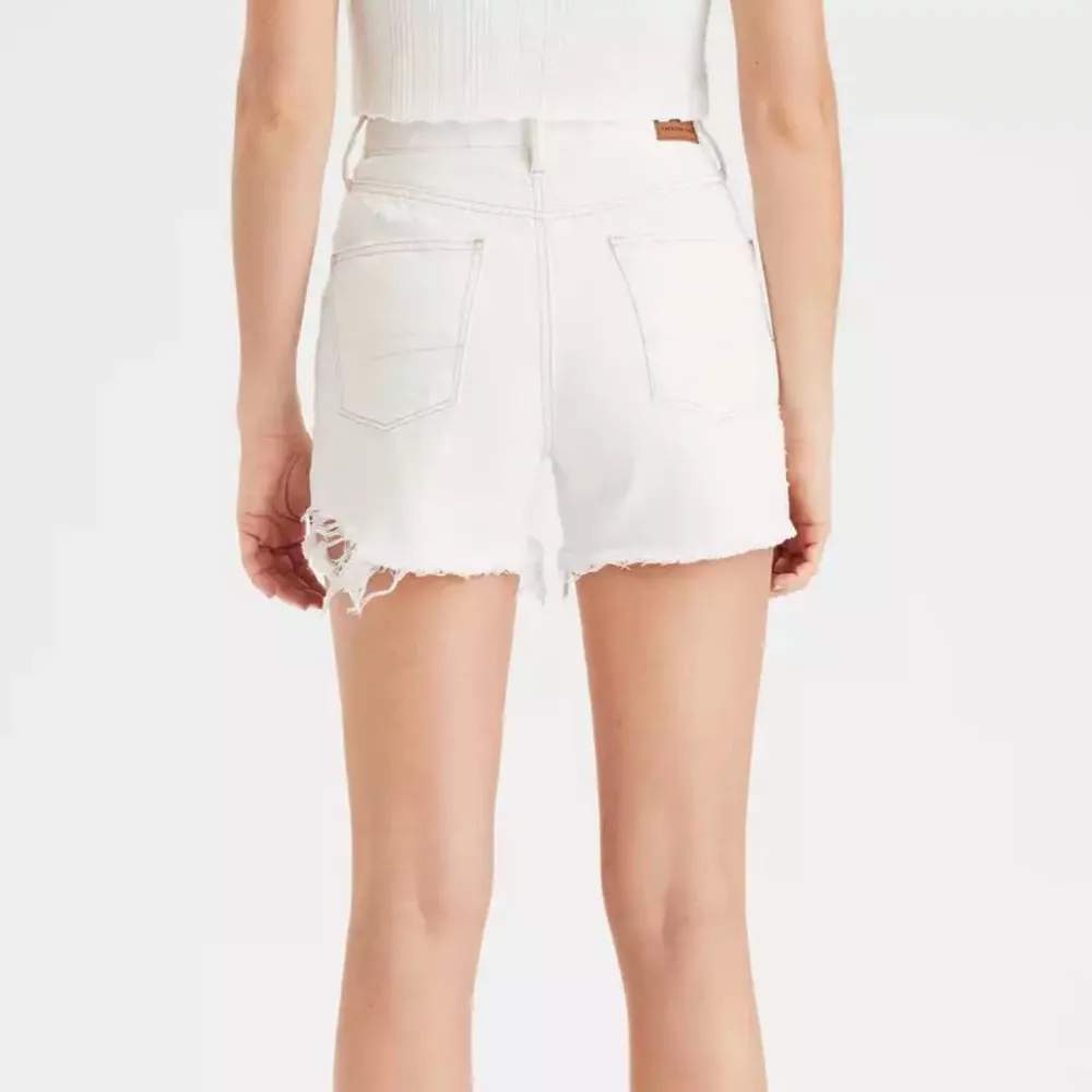 NWOT American Eagle Denim '90s Boyfriend Short Distressed High Waisted - Image 3