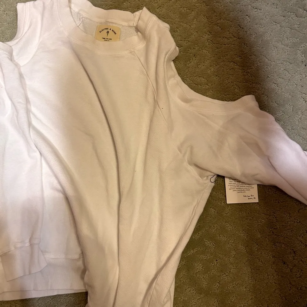 NWT Electric and Rose top - Image 4