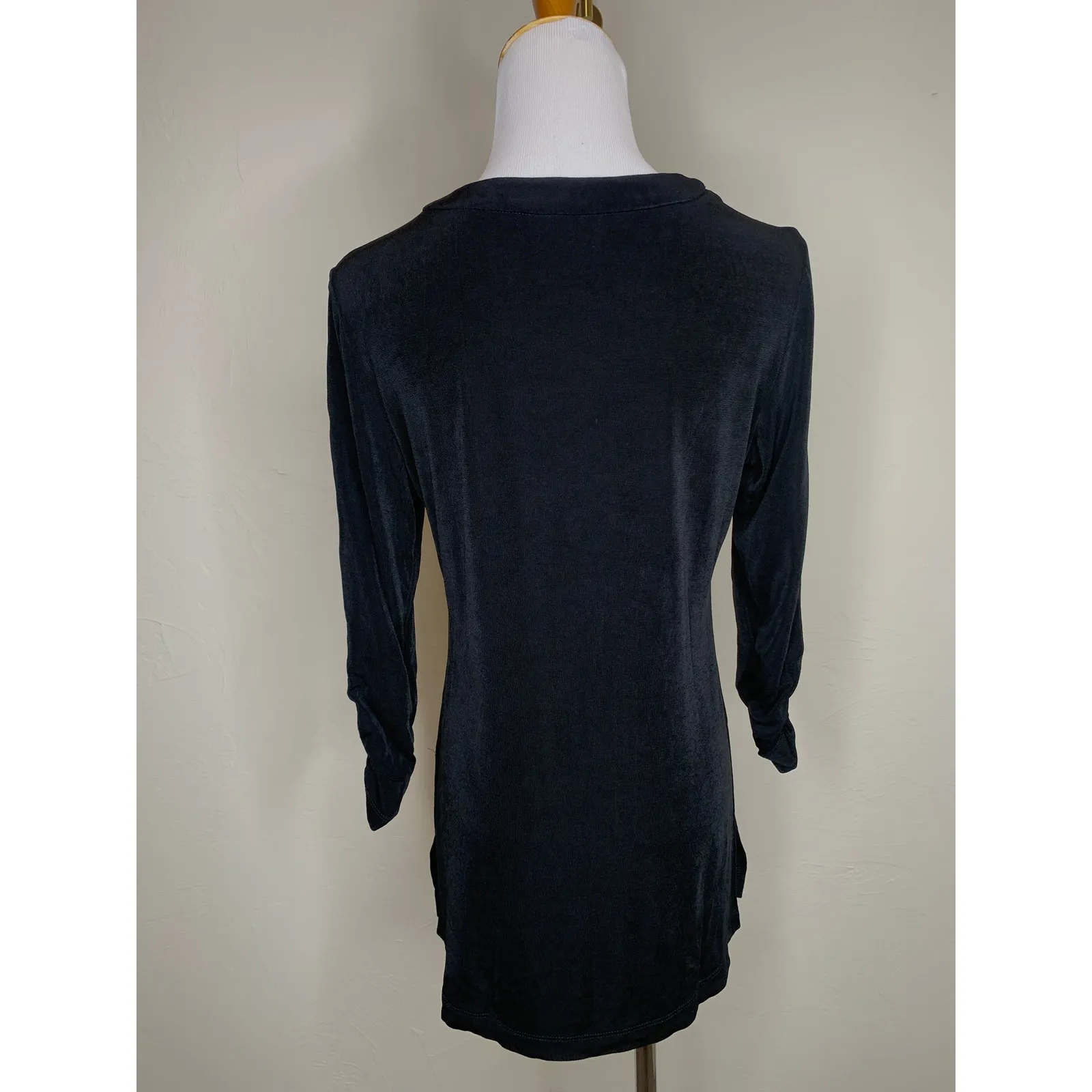 Chico's Travelers Black Top Beaded Scoop collar Sz 1 Small - Image 2