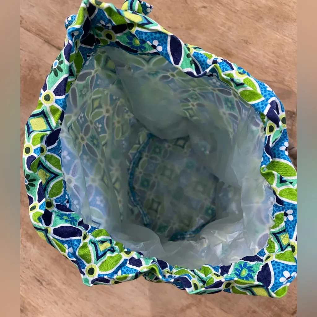 Vera Bradley Ditty‎ Bag in Retired Print Daisy Daisy - Image 6