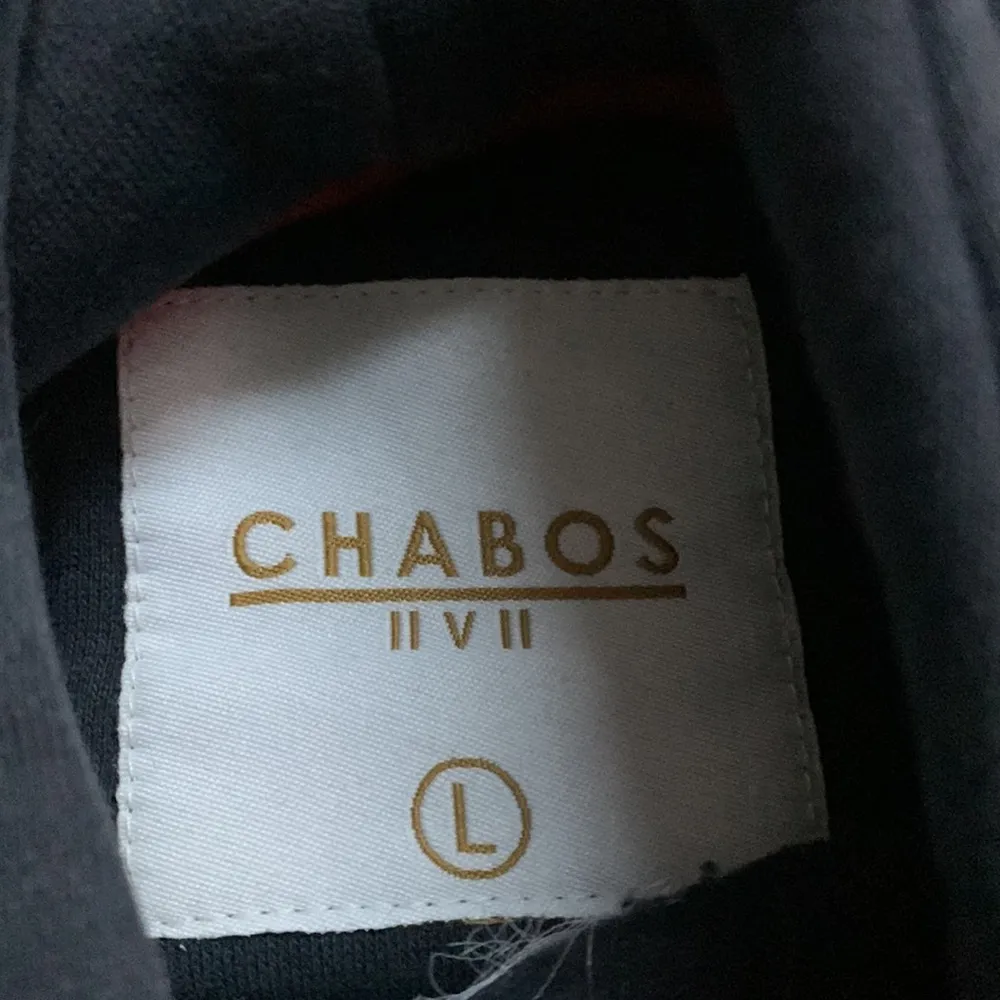 Chabos hoodie Size L - Image 4