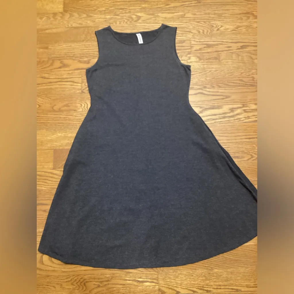 Zenana sleeveless tank dress. Charcoal gray. Size Small - Image 6