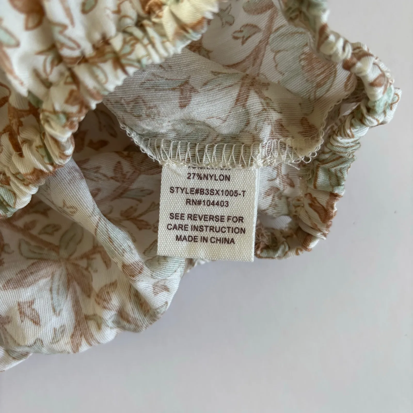 By the River Off the Shoulders Cropped Boho Floral Print Top Women’s Medium Brown - Image 4