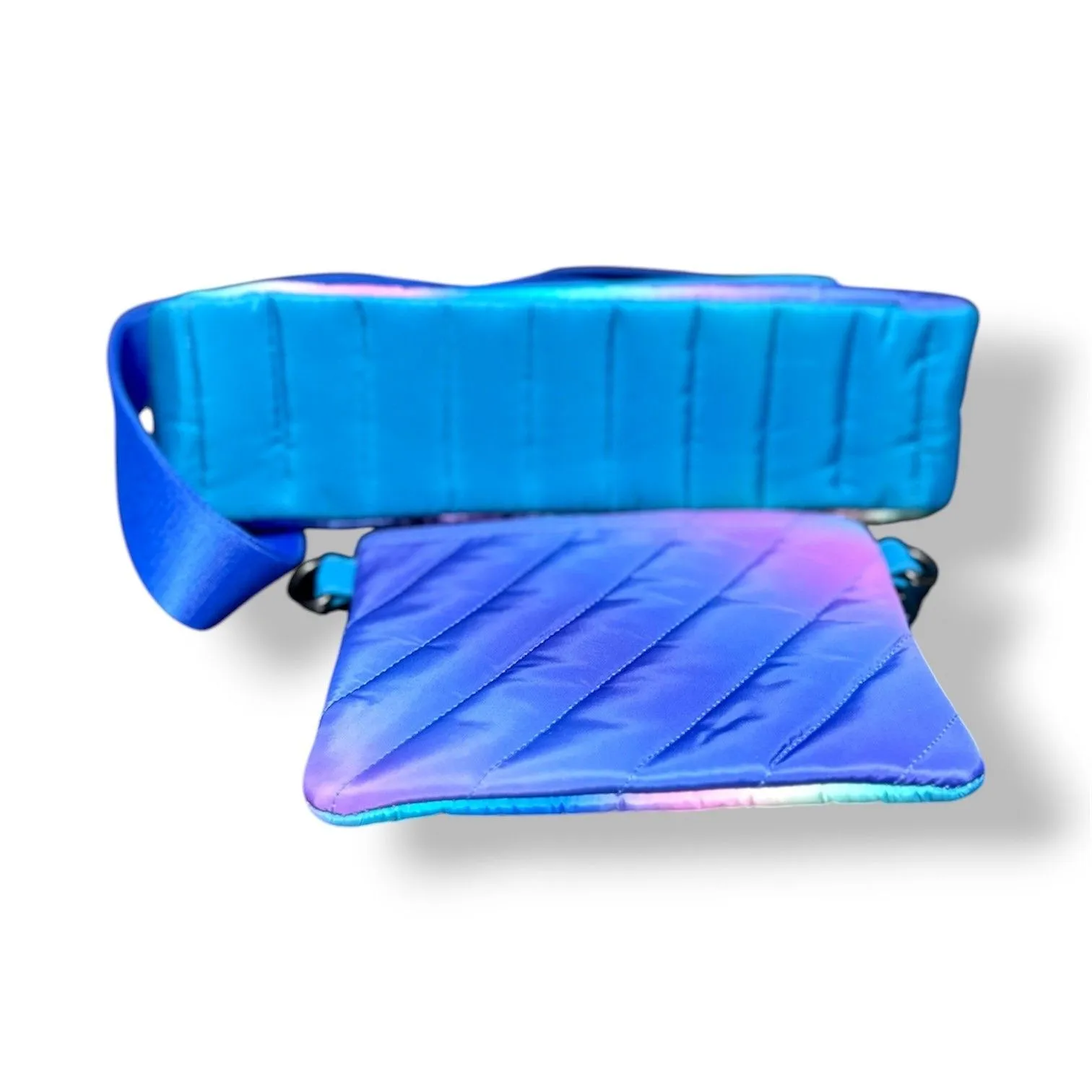 New Think Royln Bank Street XL Crossbody Bag Blue Lagoon Ombre Quilted RFID - Image 9