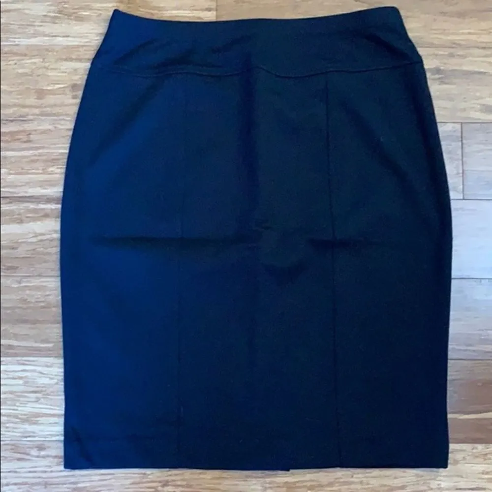 Ellen Tracey Stretch Pencil Skirt Bundle Size Small - Image 2