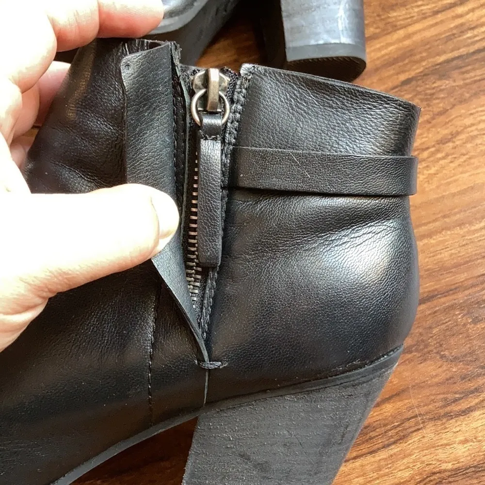 Joe’s Jeans black leather Avryl cut out‎ boots size 8.5 - Image 4