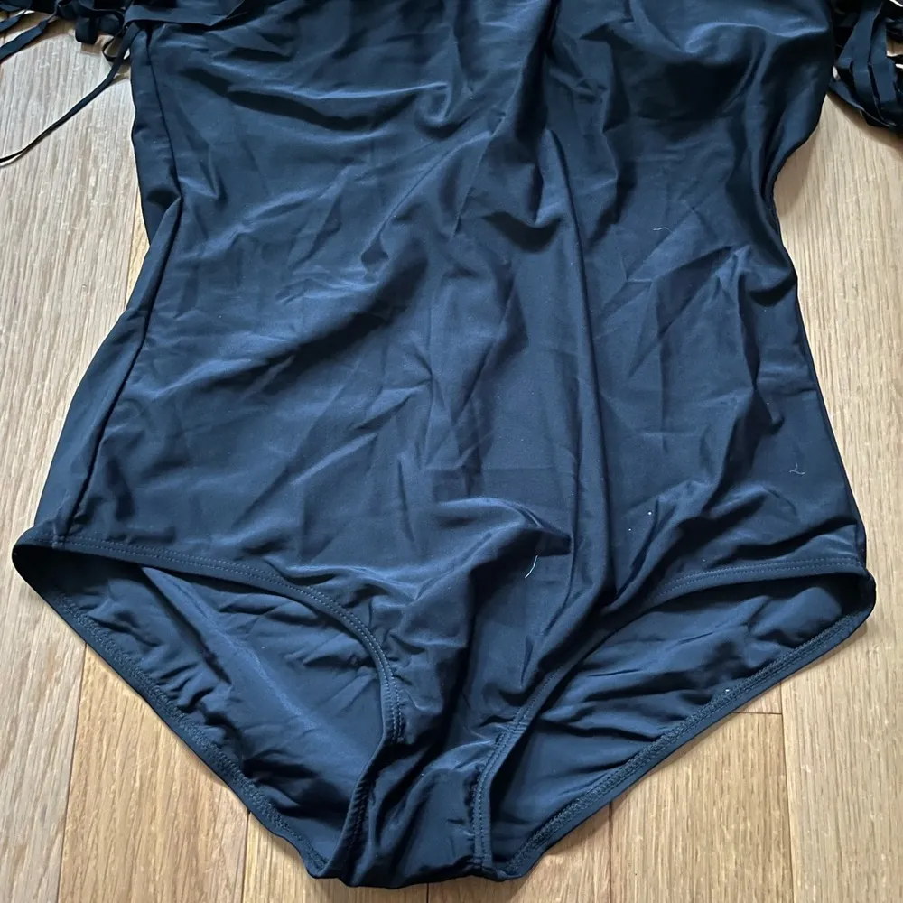 One Piece Fringe Halter Neck Black Swim Suit Womens Size Large - Image 5