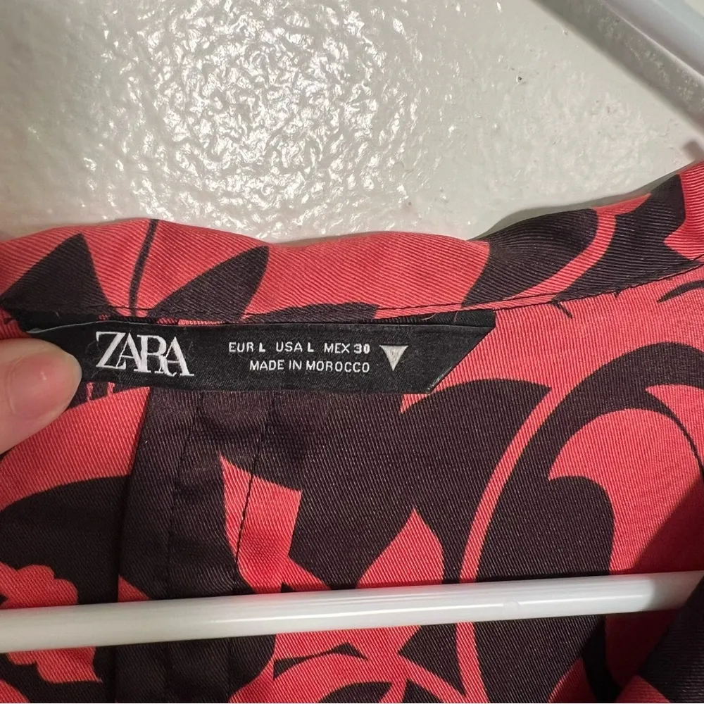 Zara Button Down Satin Blouse Brown Pink Floral L - Image 10
