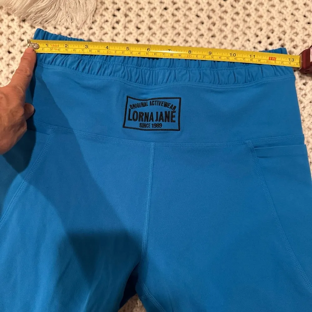 Lorna Jane Teal Activewear Shorts small size - Image 7