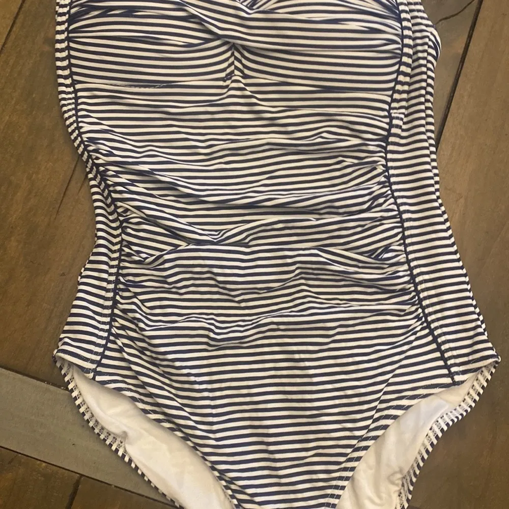 Niptuck one piece swimsuit shapewear swim slimming navy striped nautica size 4‎ - Image 5