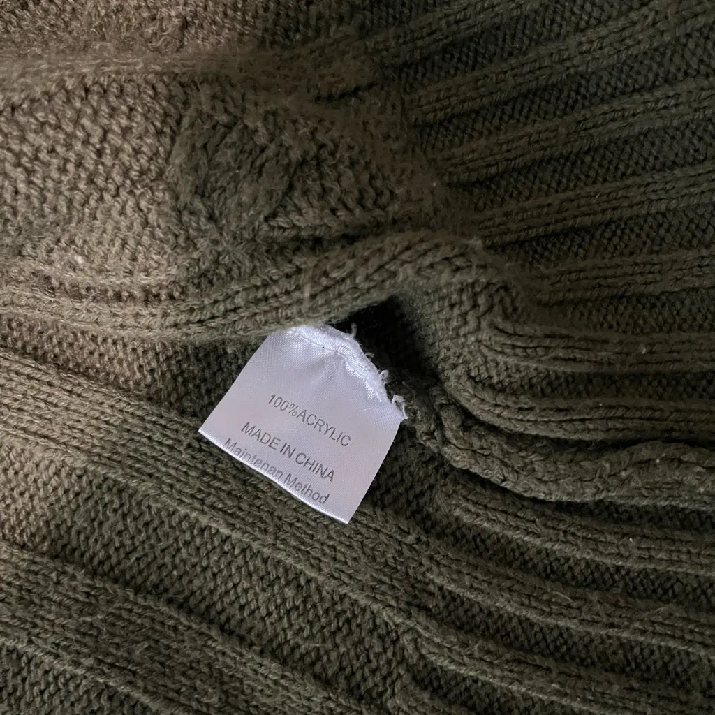 Zesica Olive Green V‑Neck Button‑Up Cardigan L Lightweight Cozy Everyday Layer Size L - Image 15