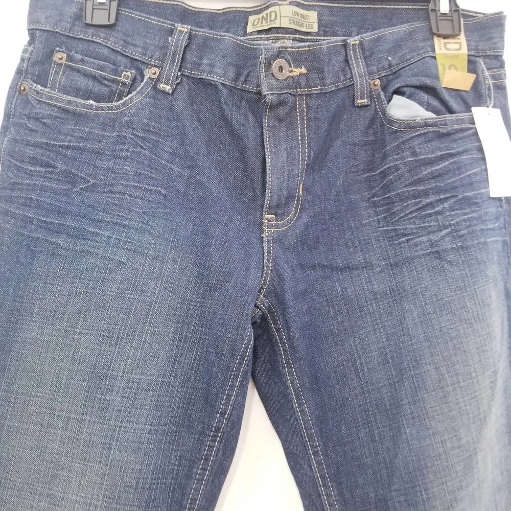 Old Navy Low Waist Straight Leg Relaxed Jeans - Image 8