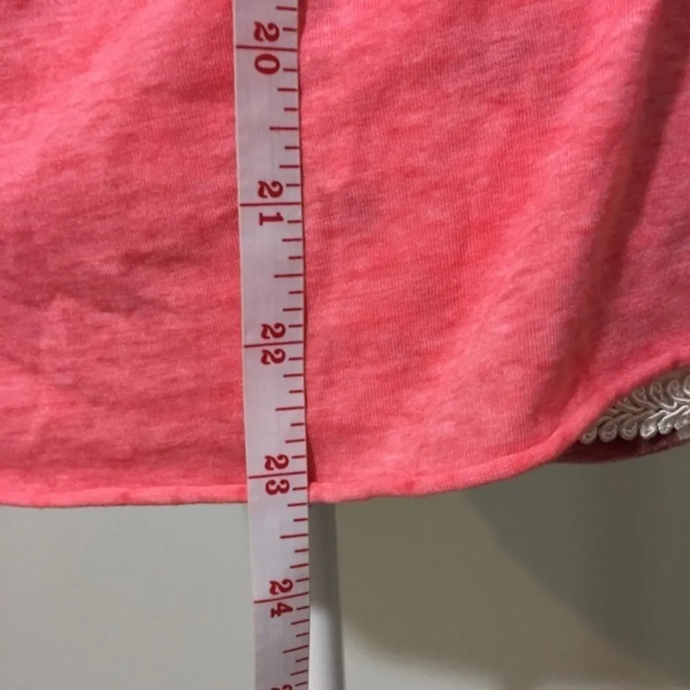 NWOT Coral Pink Tacos Workout Graphic Tee Tank Top New Neon - Image 4