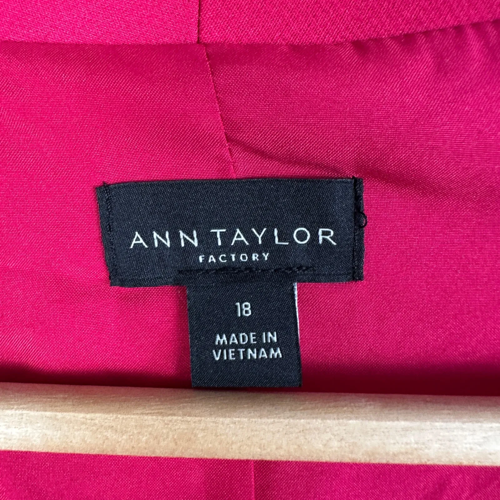 Ann‎ Taylor Factory Hot Pink Blazer Women's Size 18 Shawl Collar One Button - Image 9