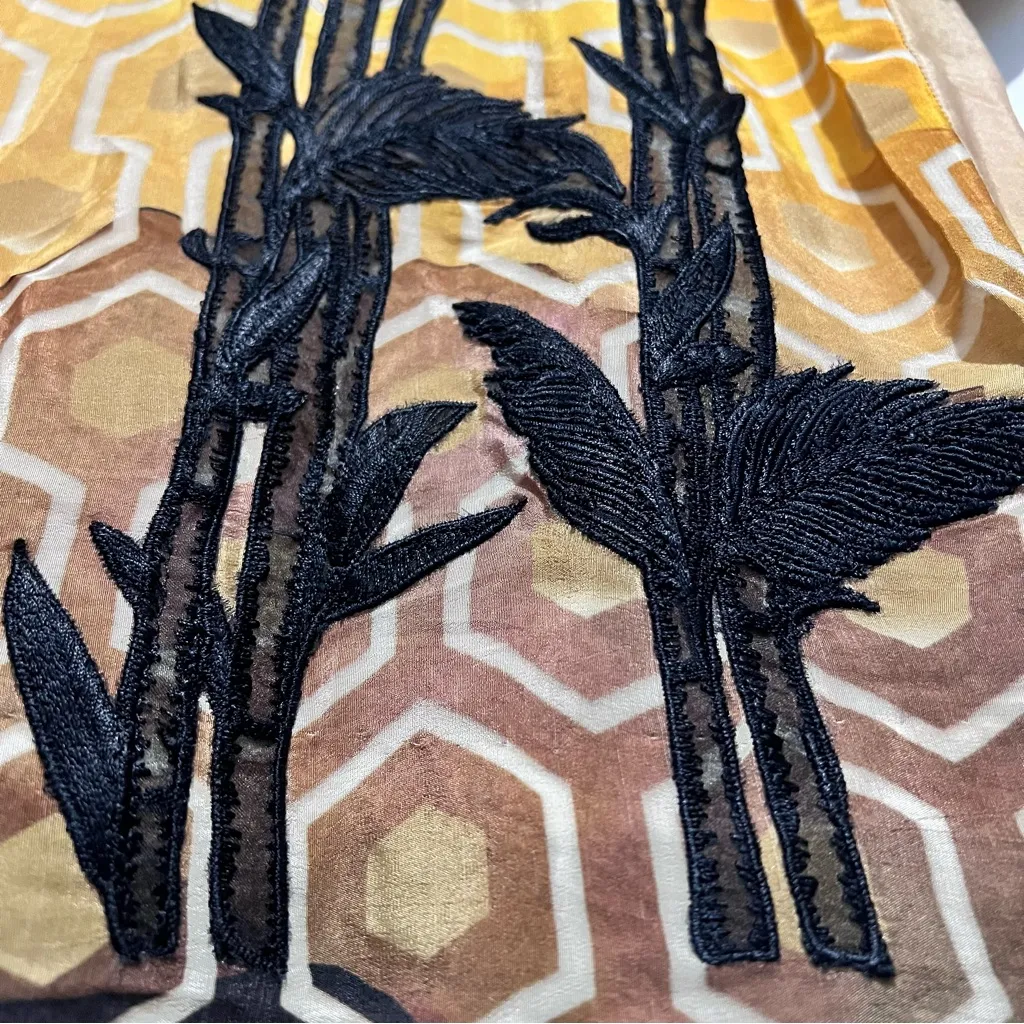 Yellow and Black Geometric Dress :Box L: Size XS - Image 4