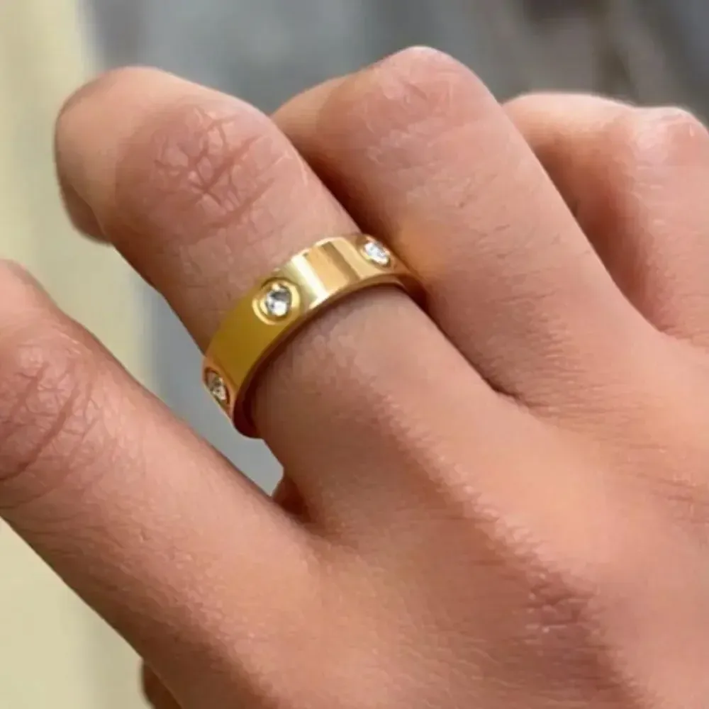 New Unisex 14k gold-plated stainless steel stone band ring,‎ Size 7 - Image 7