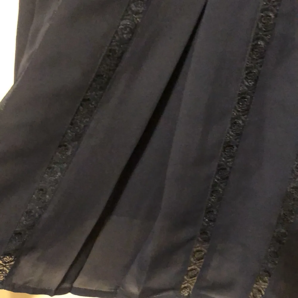 My Michelle Women’s Size Medium Blue Color Cold Shoulder Top - Image 4