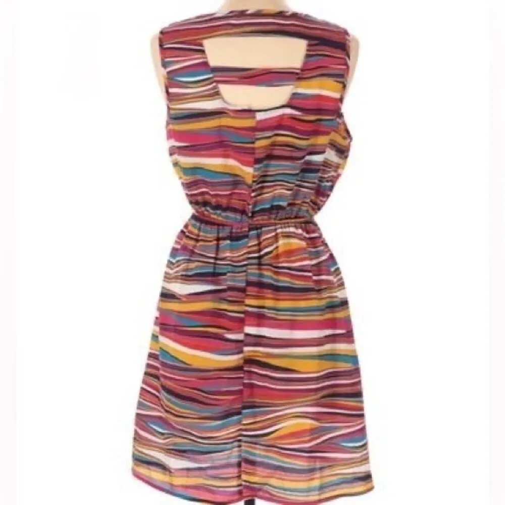 open bar back colorful dress size medium - Image 2