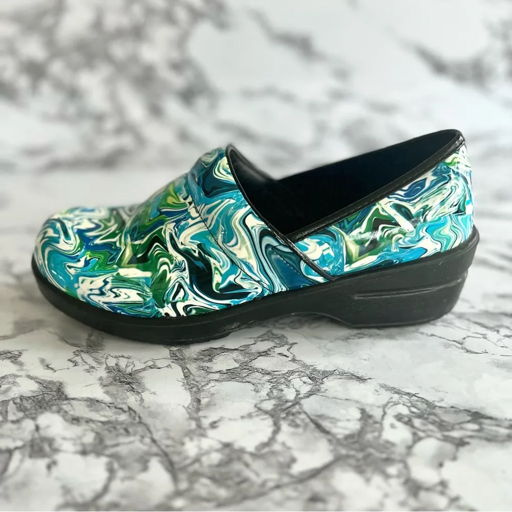 Savvy Brandy Shoes Nursing Blue Multi Floral Clogs 6.5 - Image 8