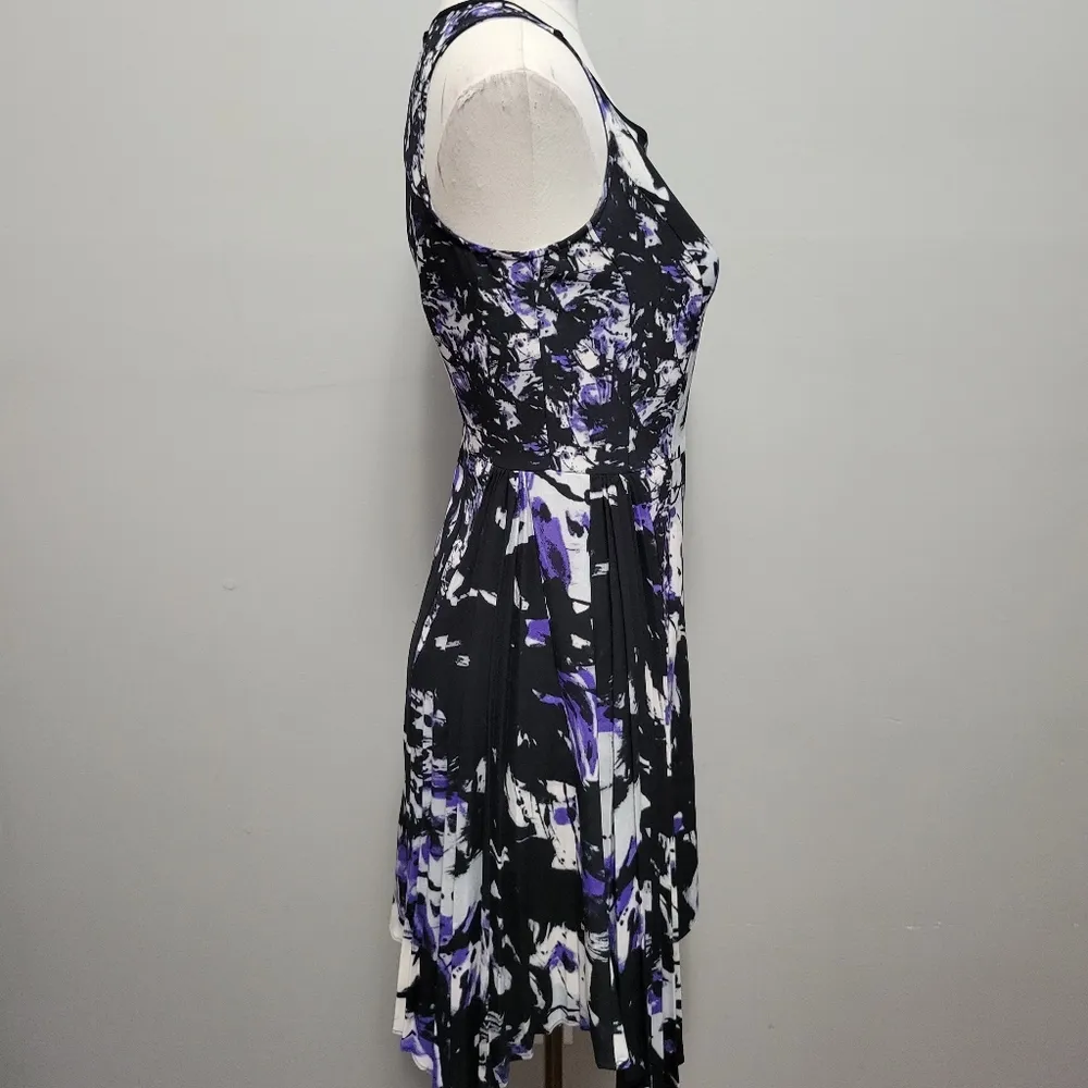 Simply Vera abstract floral fit and flare dress size xs - Image 5