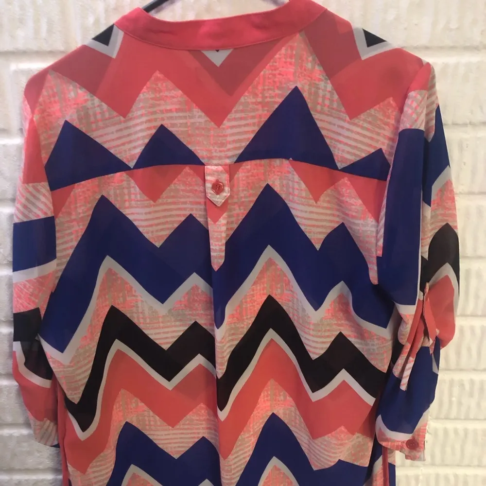My Michelle Juniors L Sheer Chevron Top Shirt - Image 2