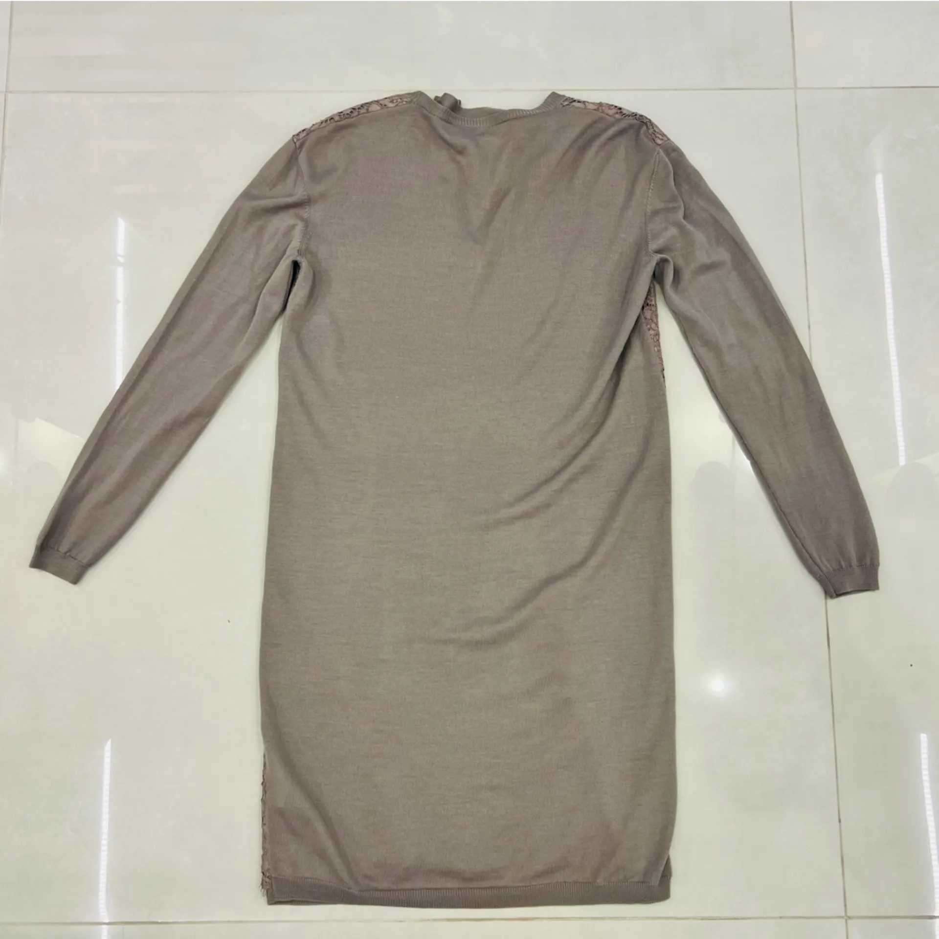 Valentino Mauve Lace and Knit V - Image 12