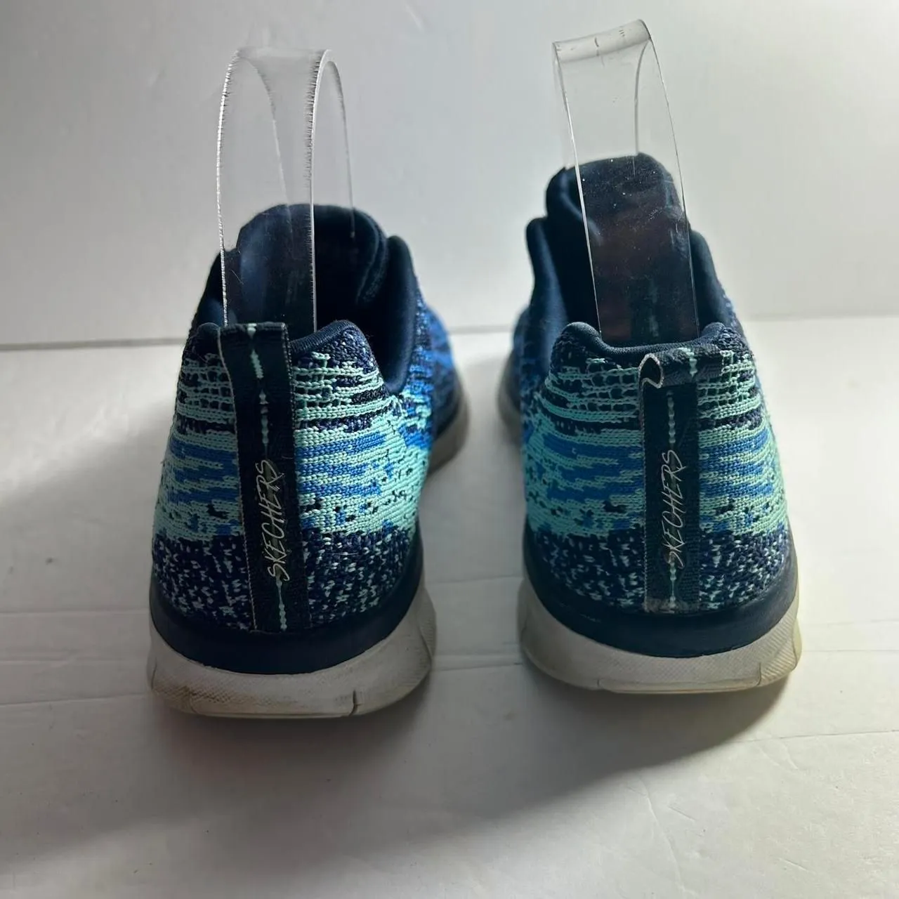 Skechers woven knit cool memory foam blue and white running shoes 6.5 - Image 3