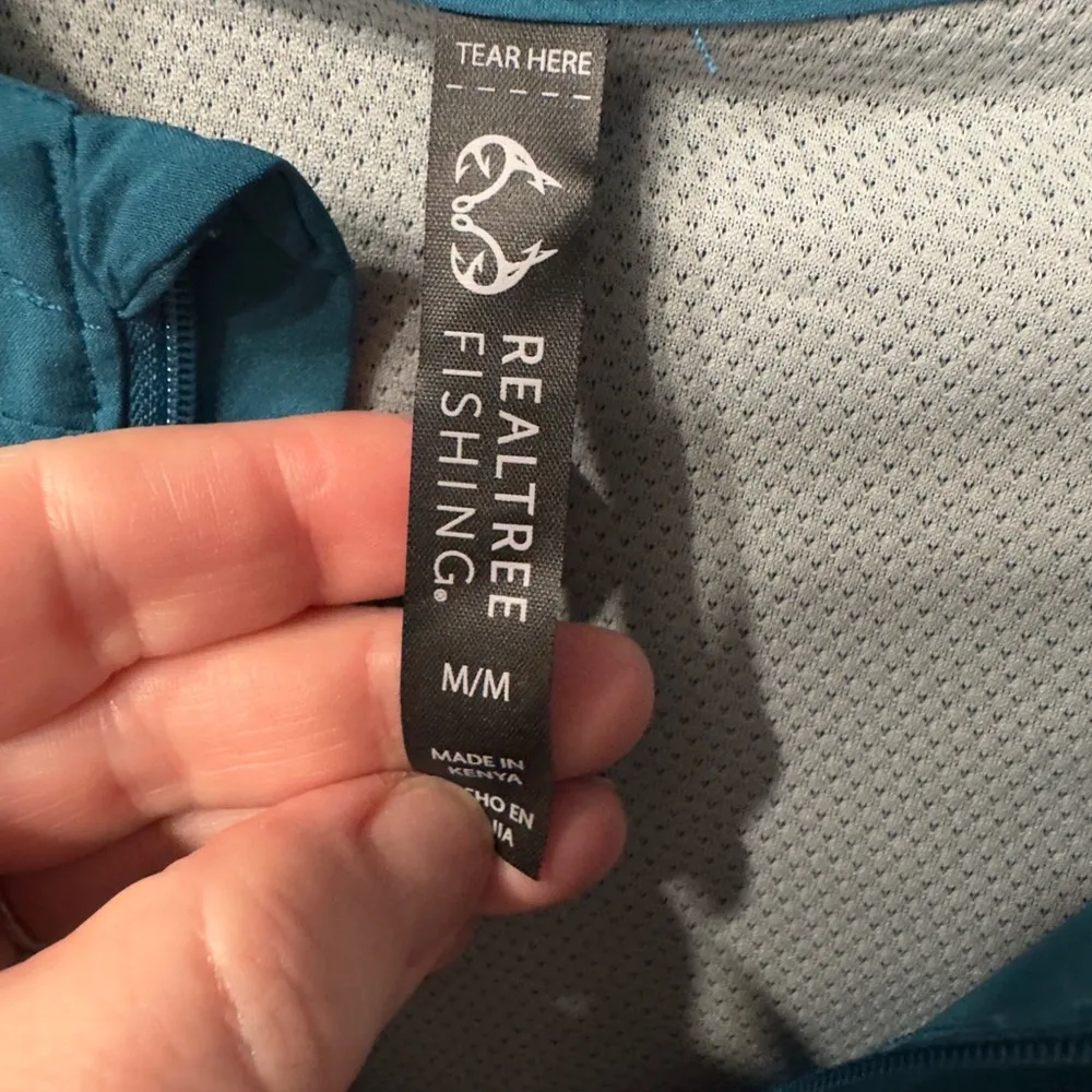 Realtree Women’s Pullover Jacket for Fishing 1/4 Zip Lightweight in Blue Coral M - Image 6