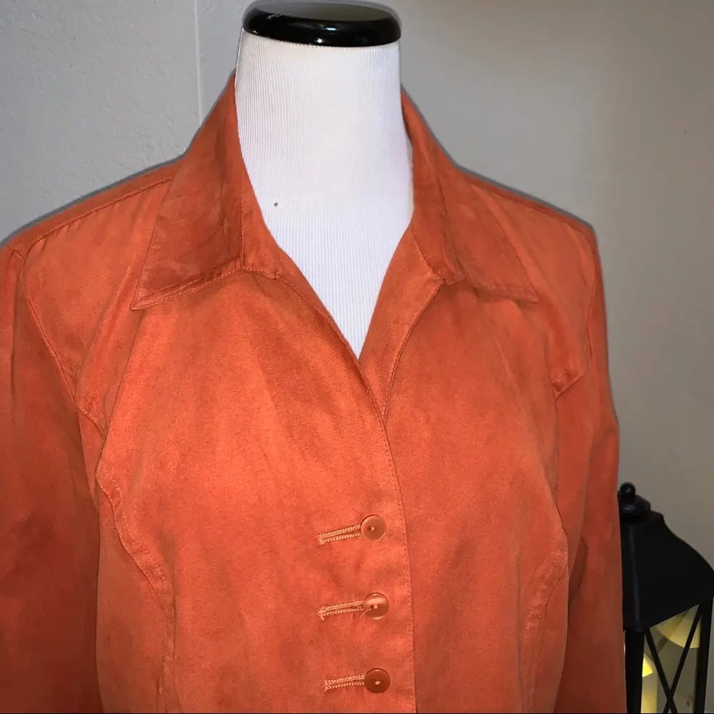 Dressbarn button shirt with shoulder pads, orange - Image 2