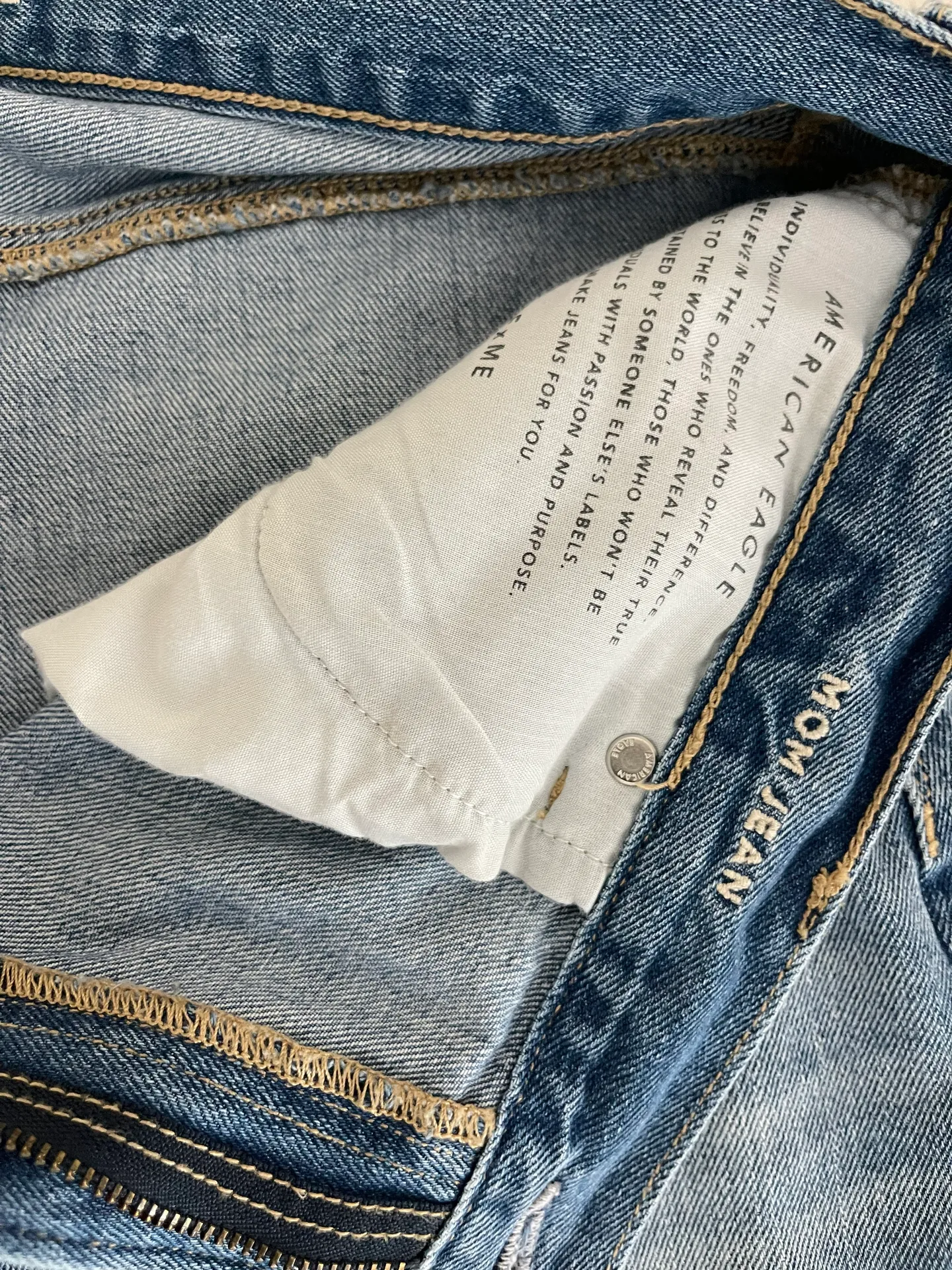 American Eagle Mom Jean - Image 5