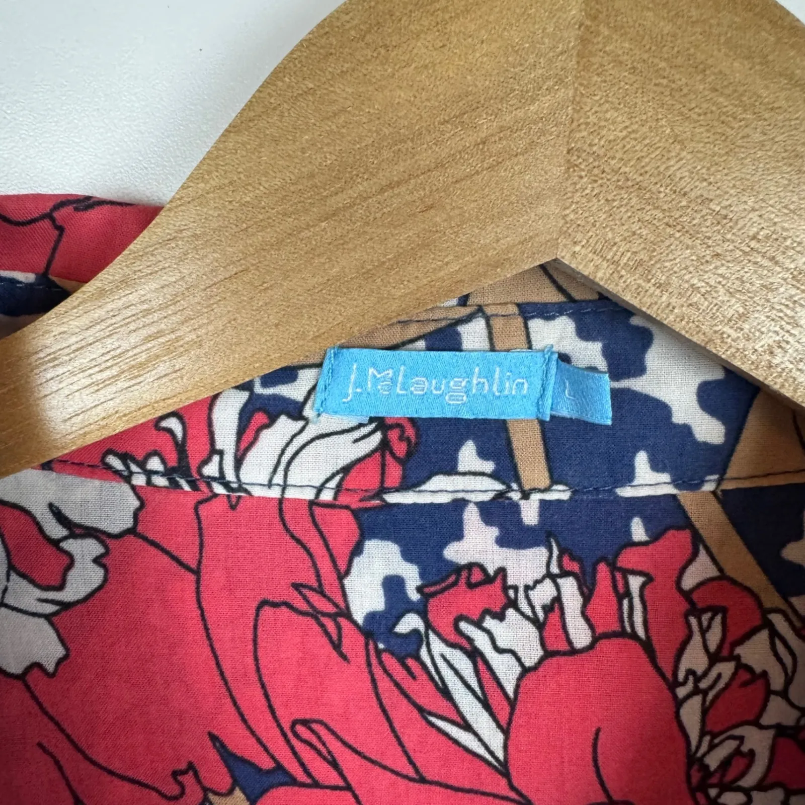 J. McLaughlin Womens Floral Button Down Shirt Sz Large Long Sleeve Lightweight - Image 6