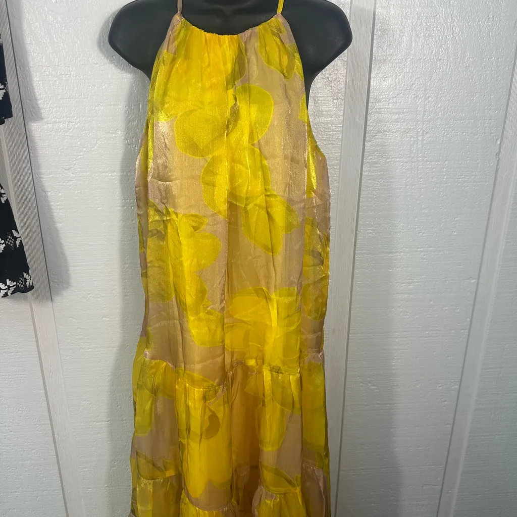 BCBG New York Women's Yellow Sleeveless Halter Neck Maxi Dress Size Medium NWT - Image 3