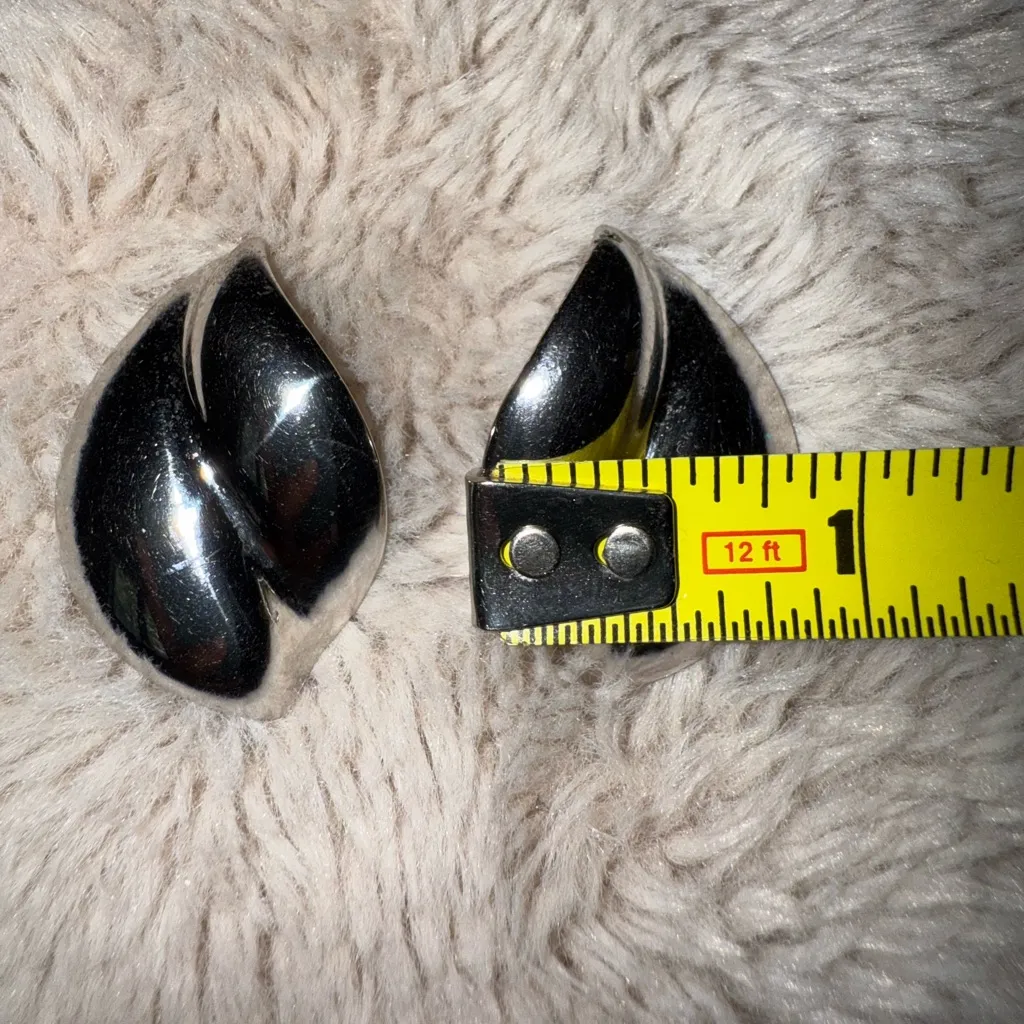 Vintage Signed Napier‎ Modernist Silver Tone Pierced Earrings Puffy Statement - Image 4