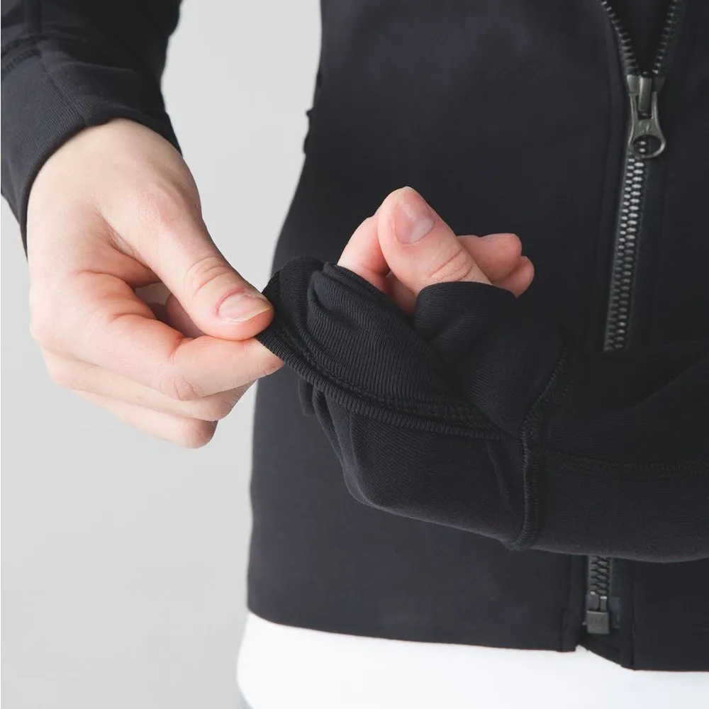 Women’s Lululemon Precision Workout Jacket Black size 4 Asymmetrical Zipper - Image 5