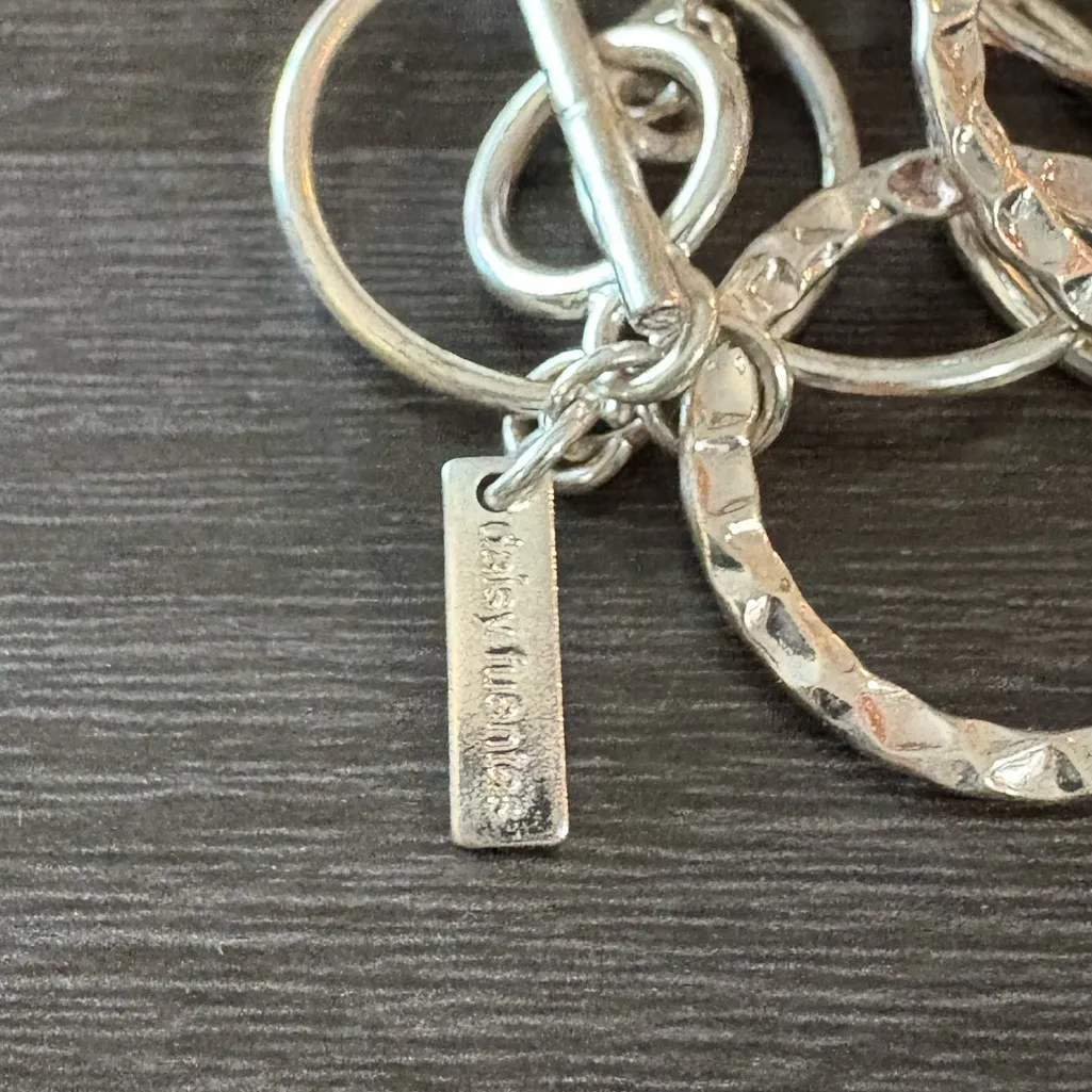 Daisy Fuentes Silver Circle Links Double Strand Bracelet Hammered Signed - Image 4