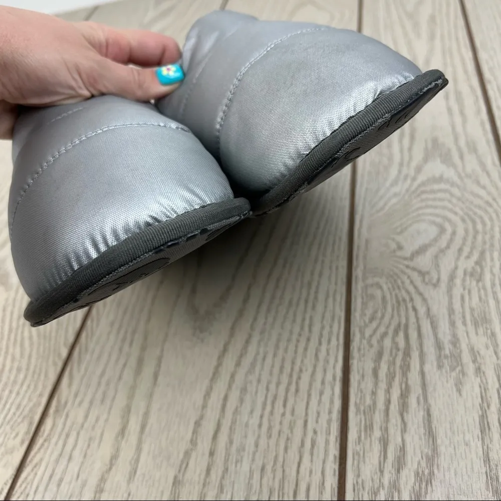 Sorel Hadley Puffer Slip-On Slippers US8 Women's, Pure Silver Nylon $70 - Image 6