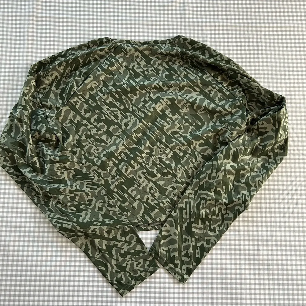 Gymshark  crop top - Image 5