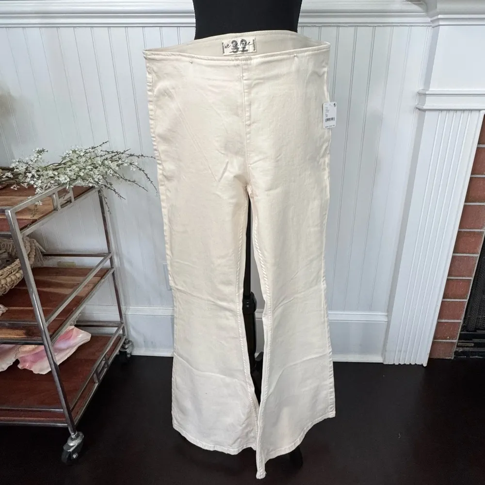 NWT Free People Penny Pull on Flare Jeans ~ White~ size 32 🤍 - Image 9