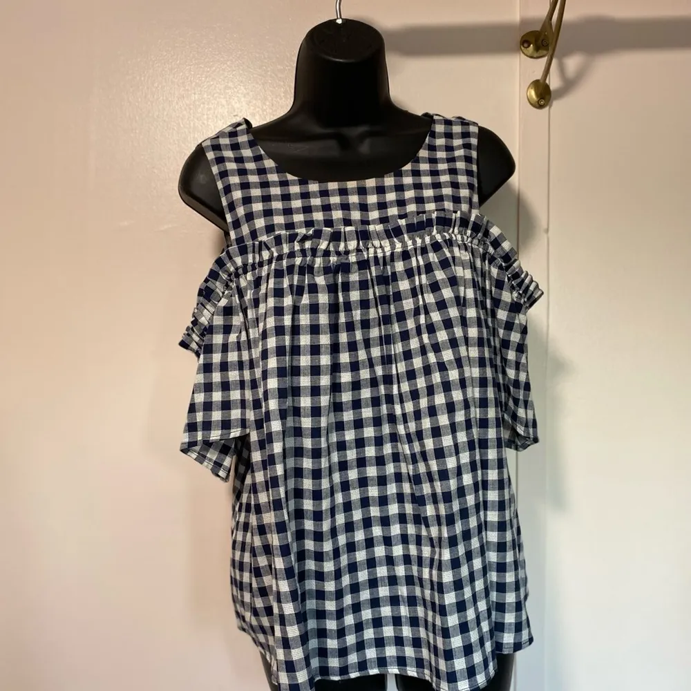 Blue Rain 100%cotton blue and White Gingham Off - Image 2