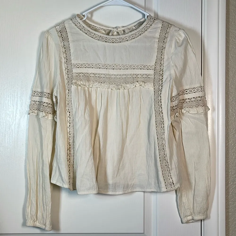 American Eagle Outfitters AEO Cream Peasant Bohemian Blouse Size XS EUC #0611-OC - Image 3