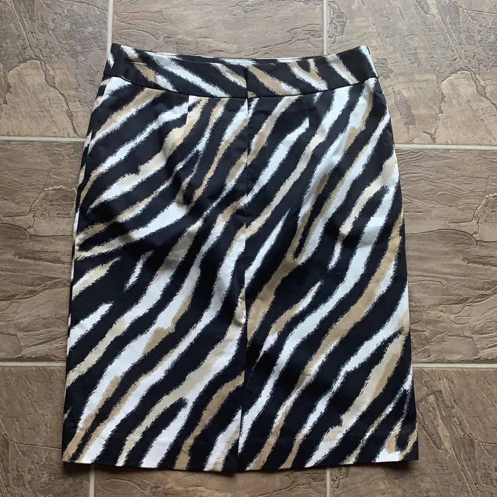 Talbots Animal Print Pencil Skirt - Image 5