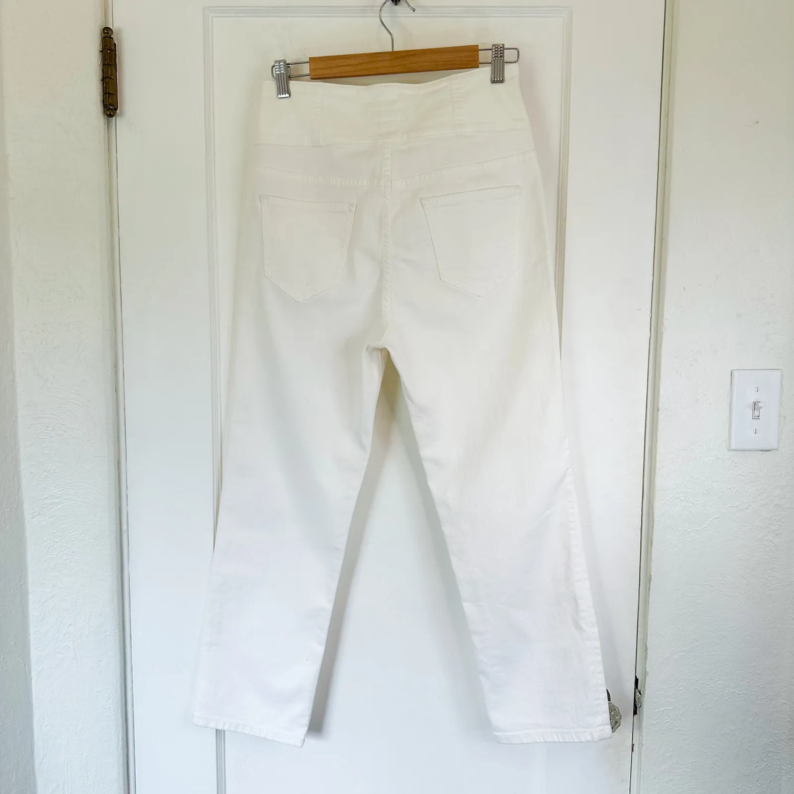 Joie |‎ Laurelle High Waisted Cropped Straight Jeans in White Size 29 - Image 5