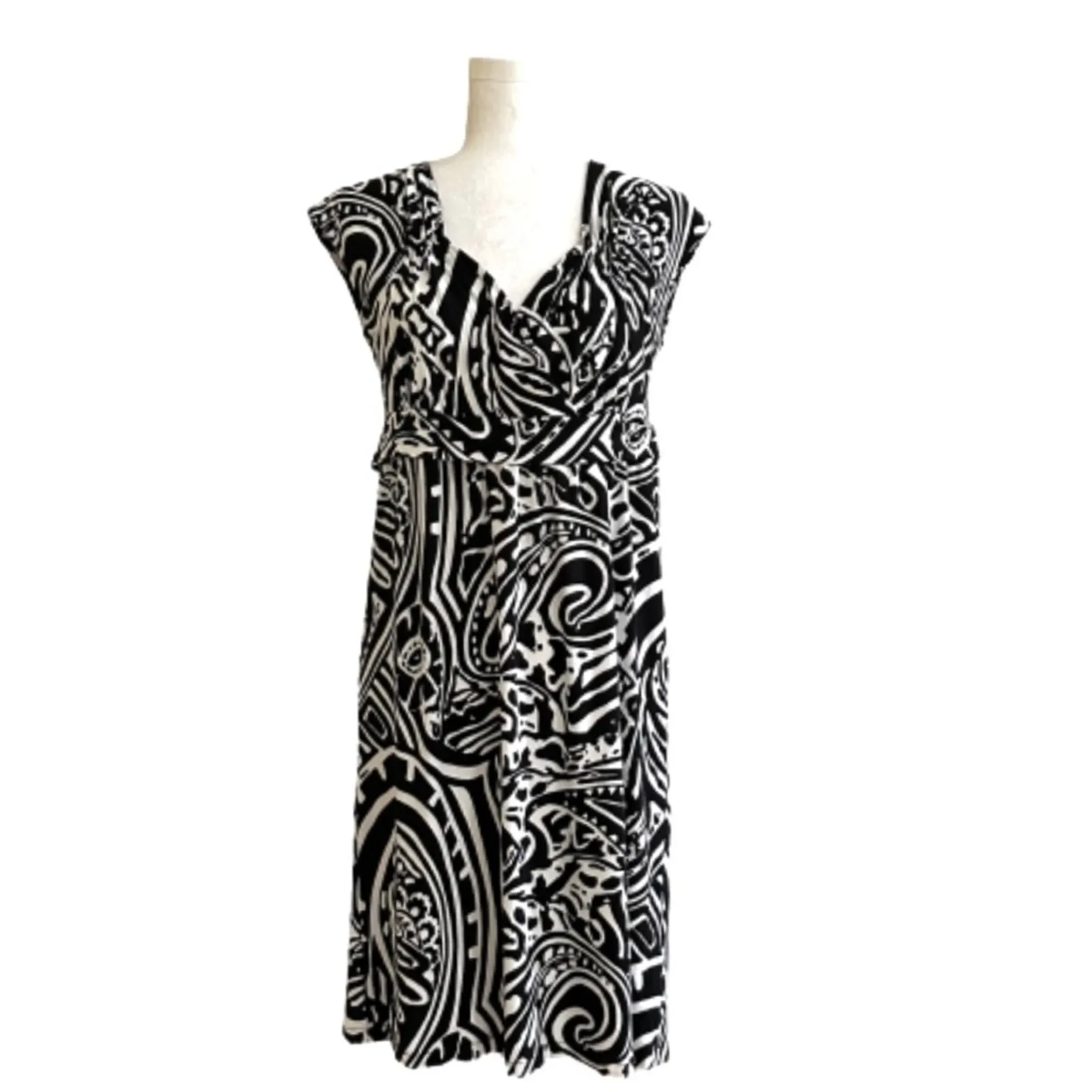 Banana Republic Factory Dress Black White Print Cap Sleeveless Casual Medium NEW - Image 12